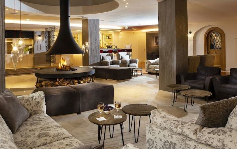 Отель Château Et Golf De Taulane