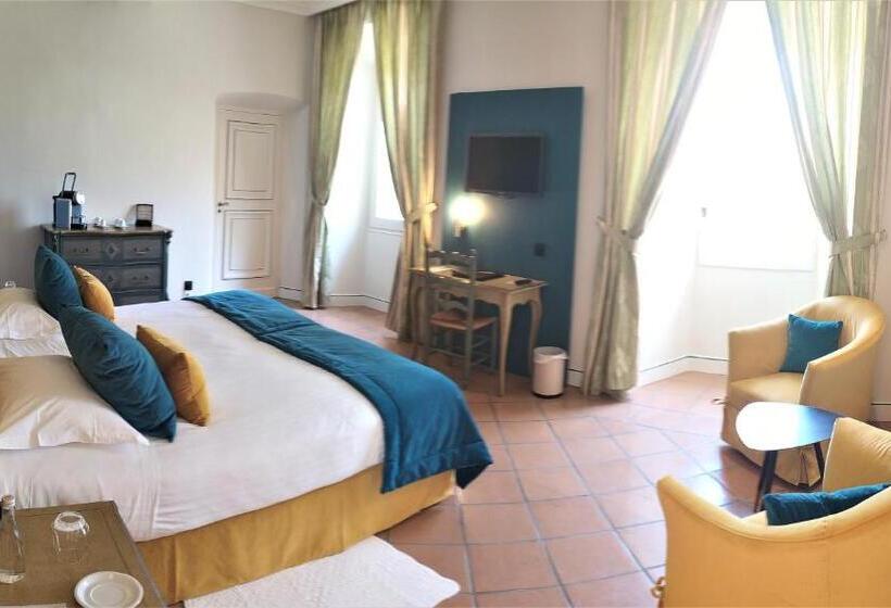 Отель Château Et Golf De Taulane