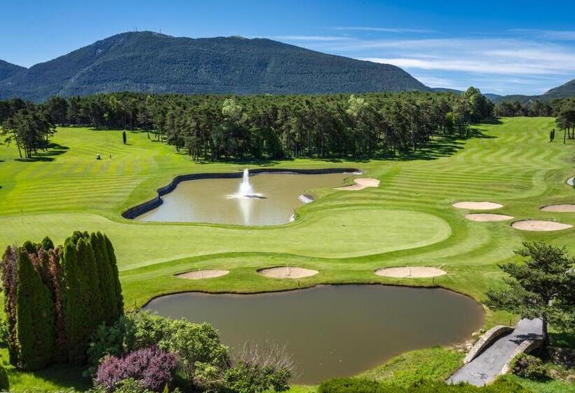 Отель Château Et Golf De Taulane
