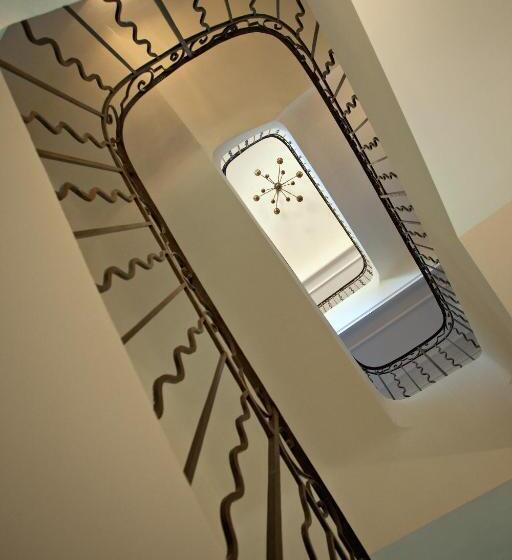 Отель Château Et Golf De Taulane