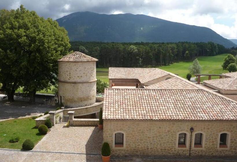 Отель Château Et Golf De Taulane