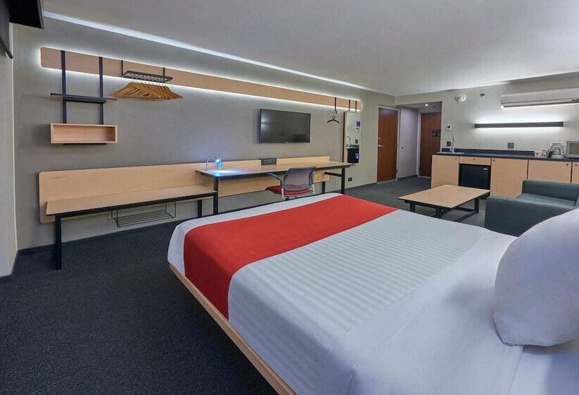 Отель City Express By Marriott Tehuacan