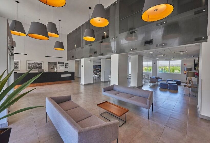 Отель City Express By Marriott Tehuacan