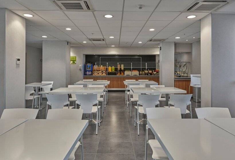 Отель City Express By Marriott Tehuacan