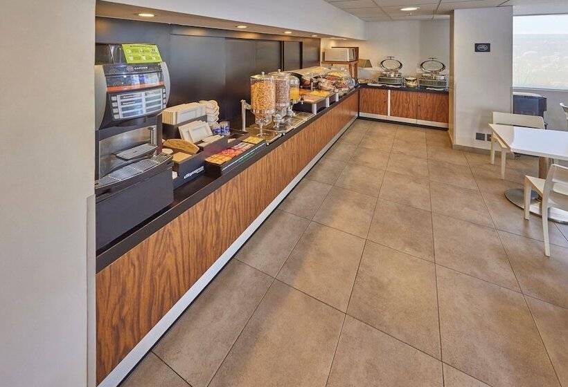 Отель City Express By Marriott Tehuacan