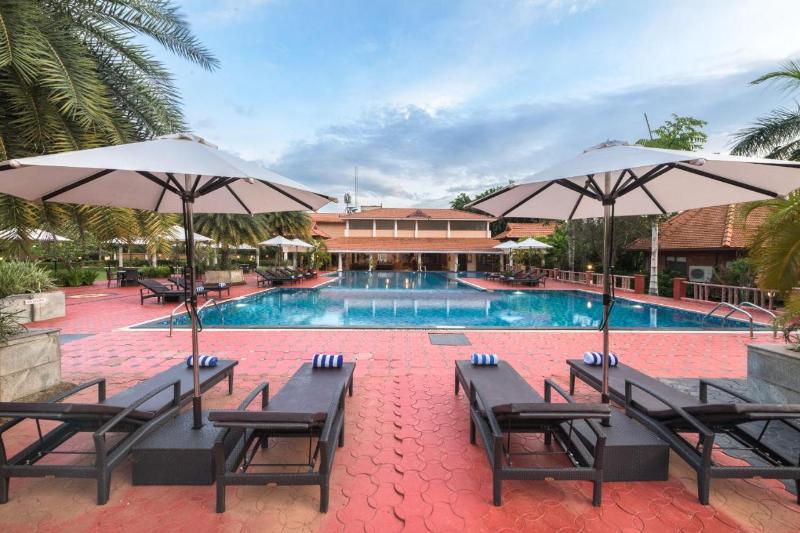 Отель Club Mahindra Poovar