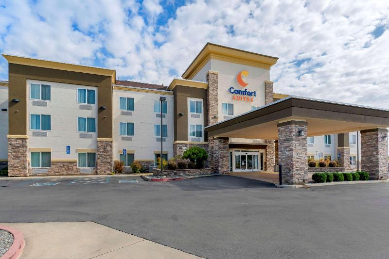 فندق Comfort Suites Redding  Shasta Lake