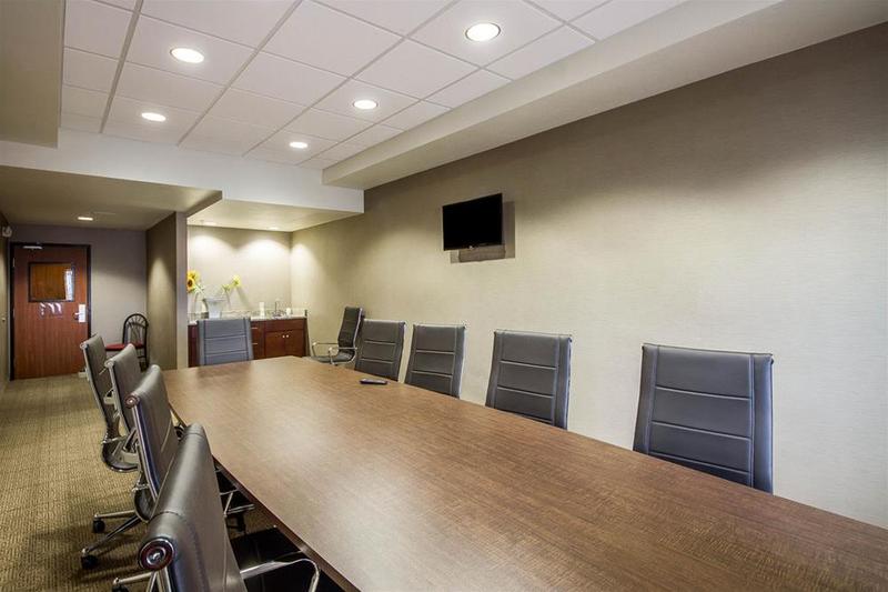 فندق Comfort Suites Redding  Shasta Lake