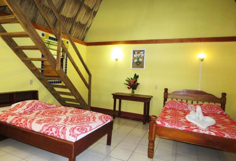 בית מלון כפרי Crystal Paradise Resort