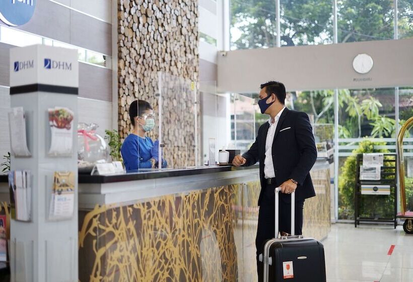 هتل Dafam Pekanbaru