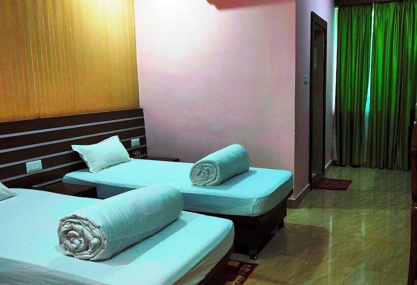 Hotel Delta International