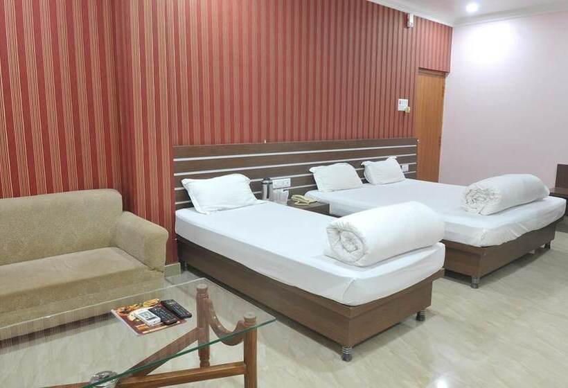 Hotel Delta International