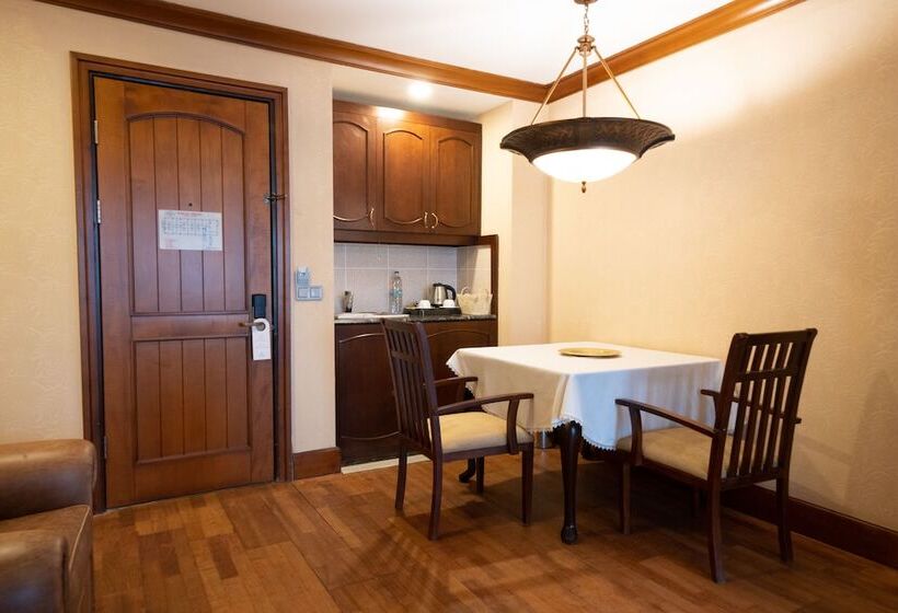 هتل Duja Chalet Ski Center