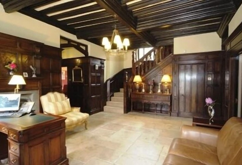 فندق Dunsley Hall