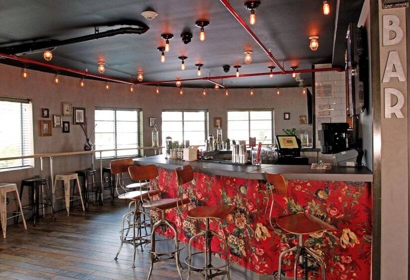 Gaythering   Gay Hotel   All Adults Welcome