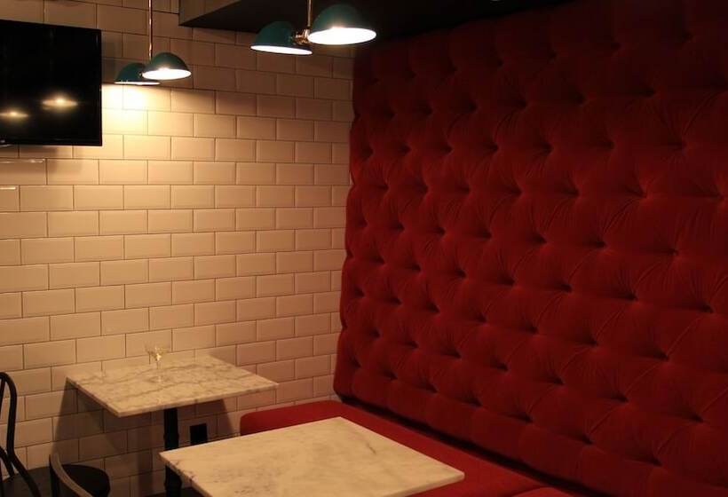 Gaythering   Gay Hotel   All Adults Welcome