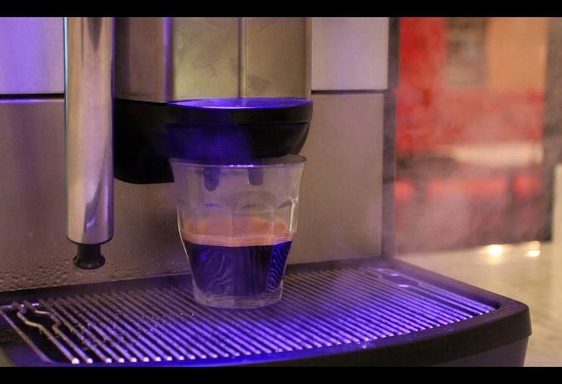 Gaythering   Gay Hotel   All Adults Welcome