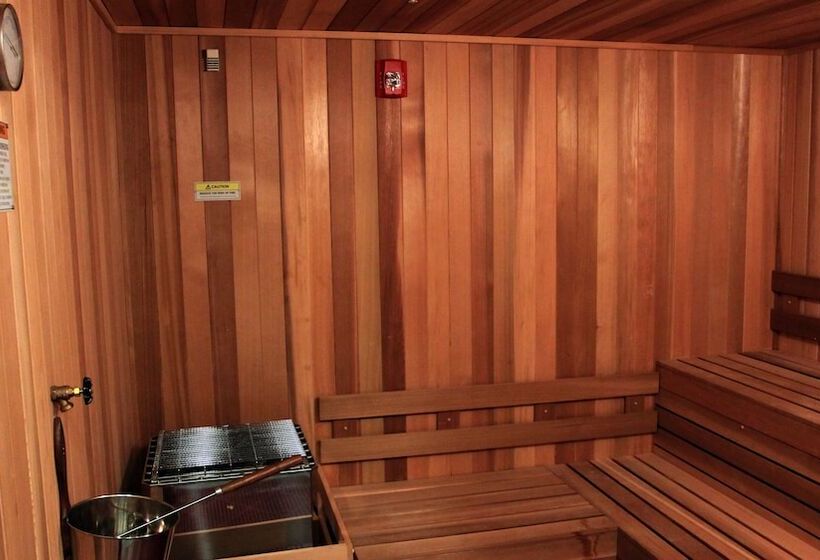 Gaythering   Gay Hotel   All Adults Welcome