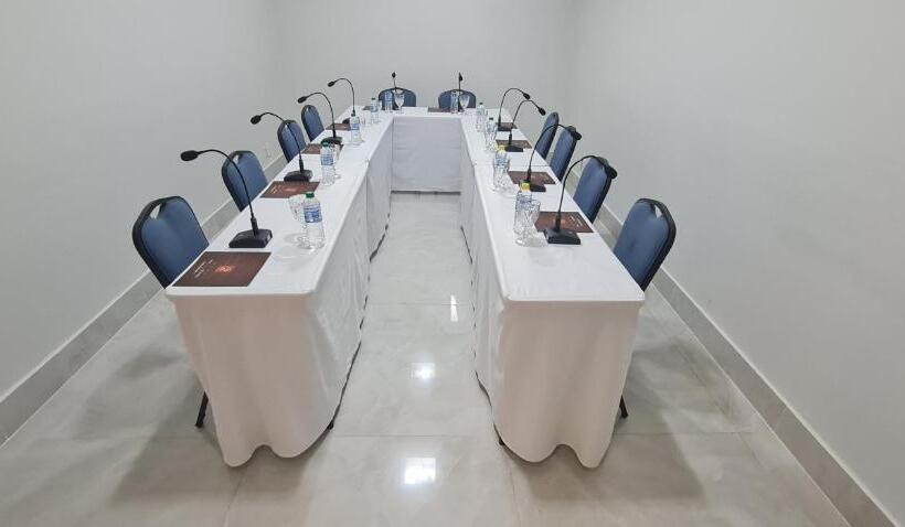 호텔 Girassol Plaza