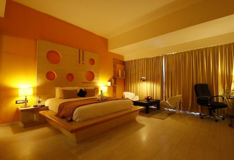 فندق Grand Estancia