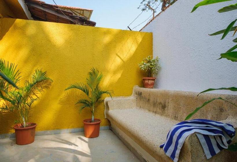 Granpa S Inn Hotel Bougainvillea