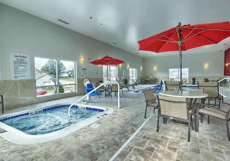 هتل Holiday Inn Express & Suites Ironton, An Ihg