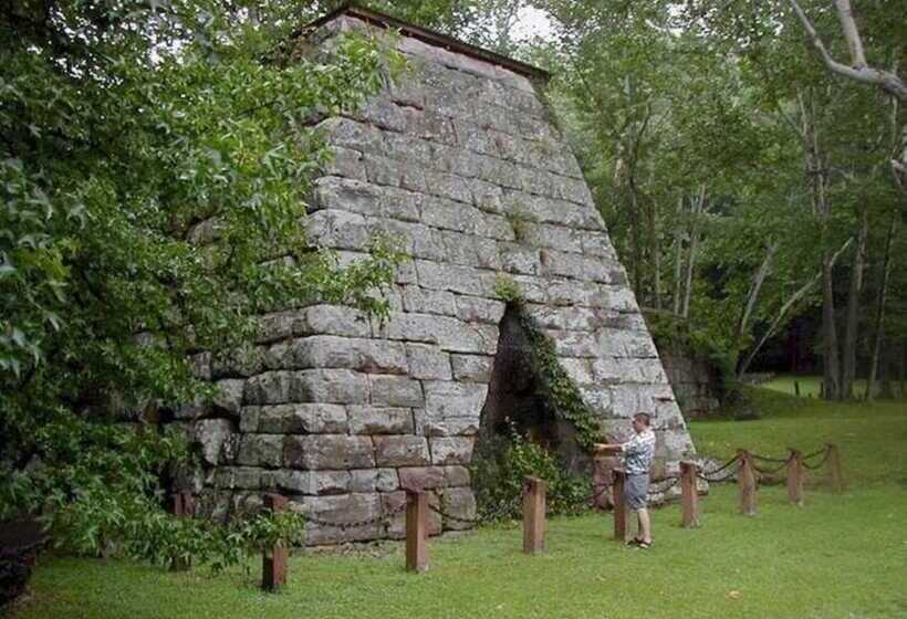 هتل Holiday Inn Express & Suites Ironton, An Ihg