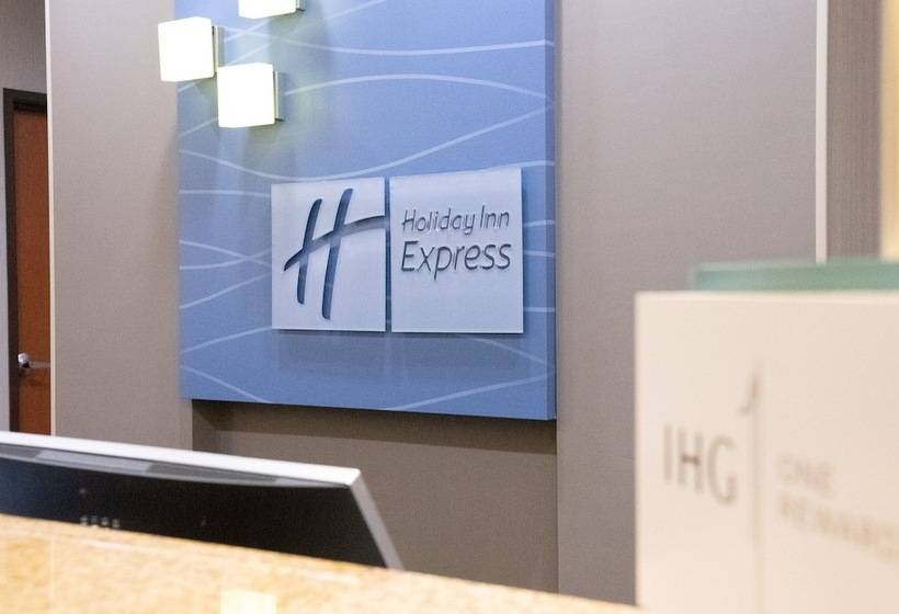 هتل Holiday Inn Express & Suites Ironton, An Ihg