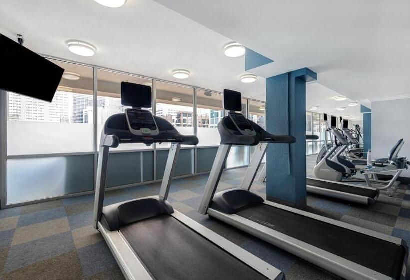 호텔 Holiday Inn Houston Downtown, An Ihg