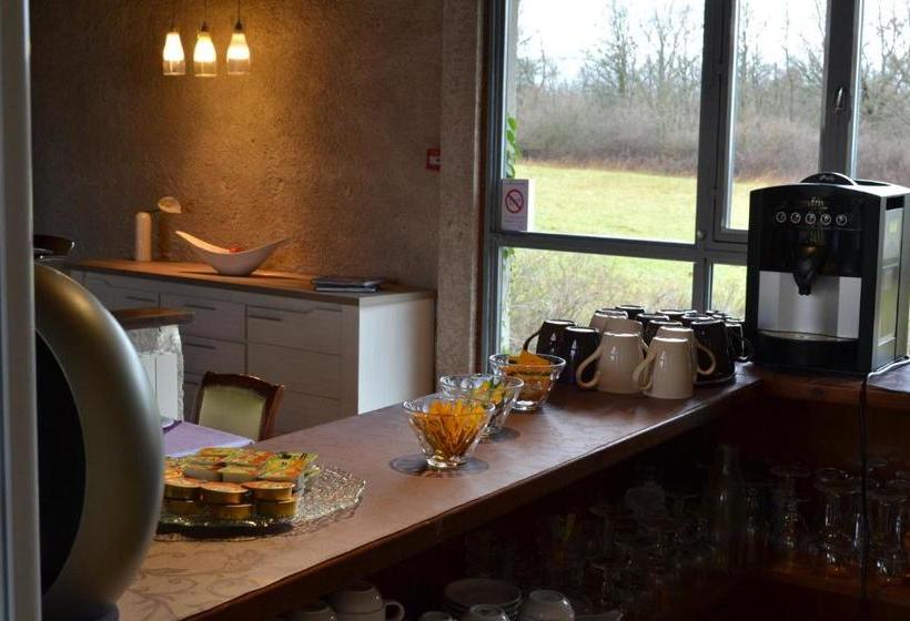 בית מלון כפרי L Hôtel Du Golf