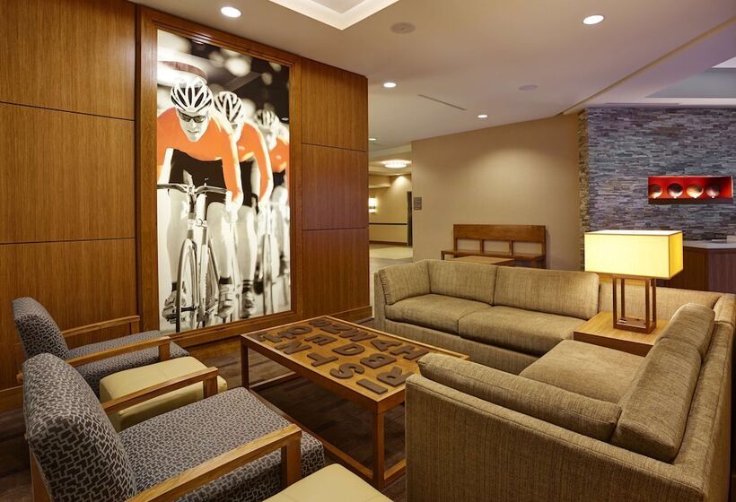 ホテル Hyatt Place Bloomington Indiana