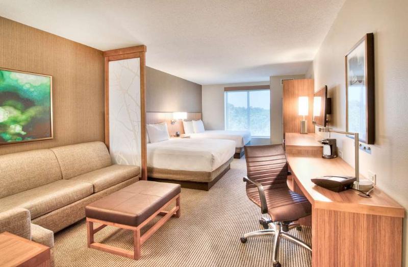 Отель Hyatt Place Durham Southpoint