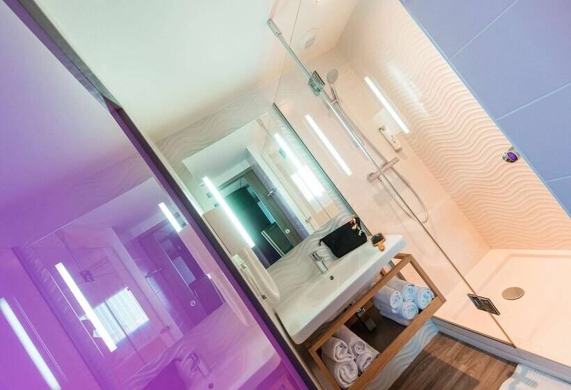 Отель Ibis Styles Les Sables Olonne