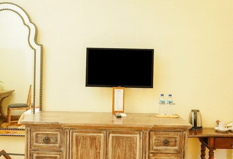 בית מלון כפרי Kayu Arum Resort