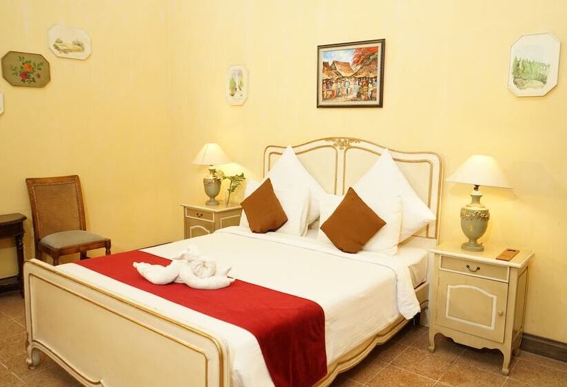 בית מלון כפרי Kayu Arum Resort