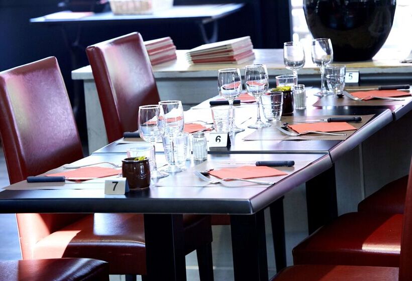 ホテル Kyriad Cholet