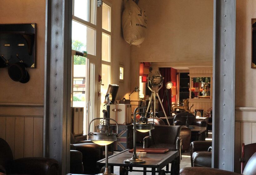 ホテル Kyriad Cholet