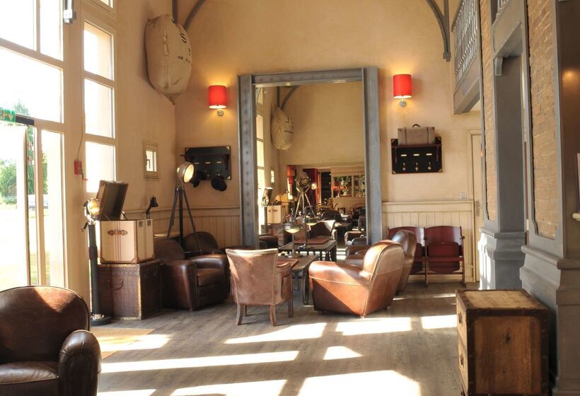 ホテル Kyriad Cholet