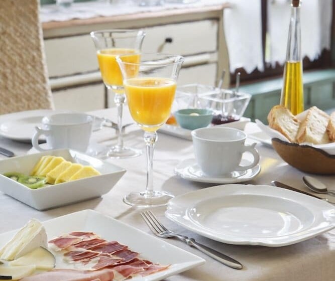 هتل La Casona Del Viajante   Adults Only