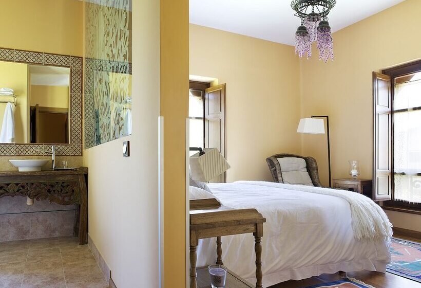 هتل La Casona Del Viajante   Adults Only