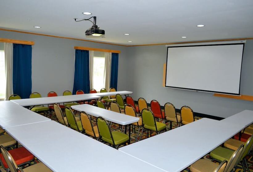 هتل La Quinta By Wyndham Rochester Mayo Clinic Area South