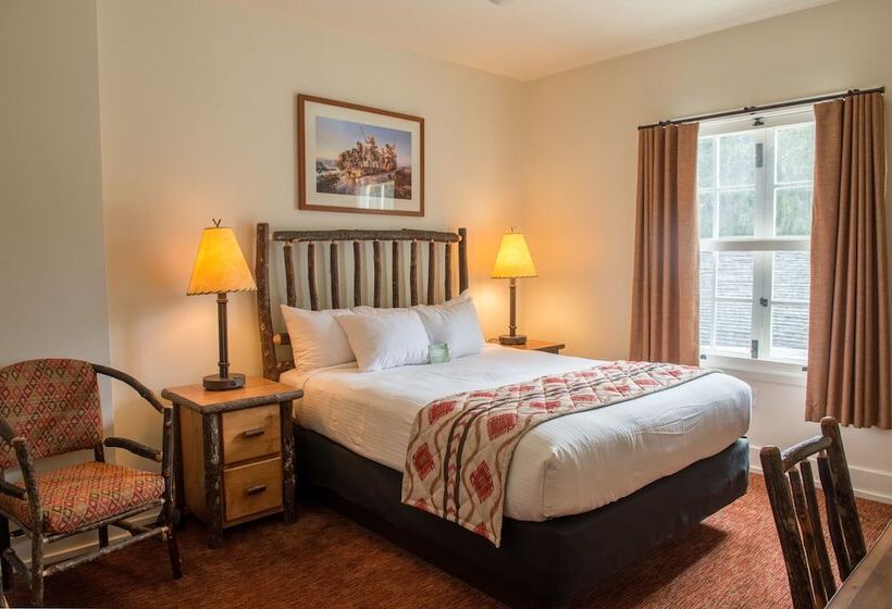 Отель Lake Mcdonald Lodge   Inside The Park