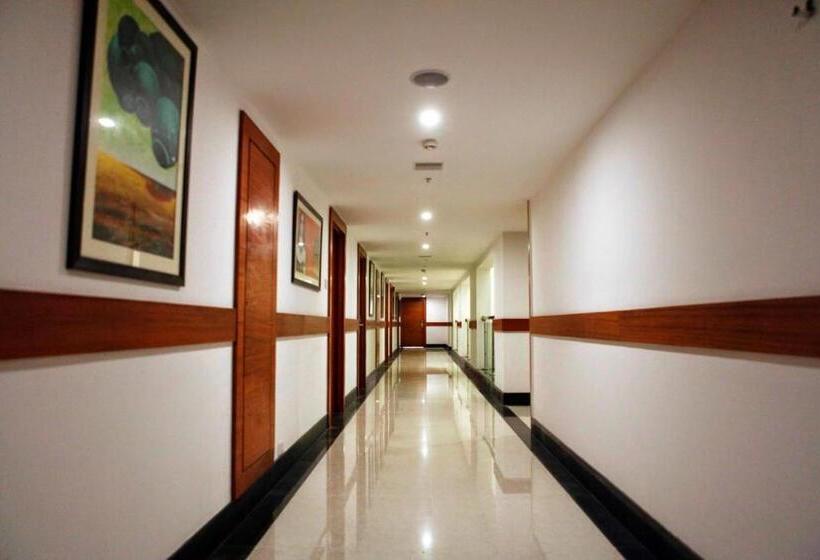 Lemon Tree Hotel Shimona Chennai