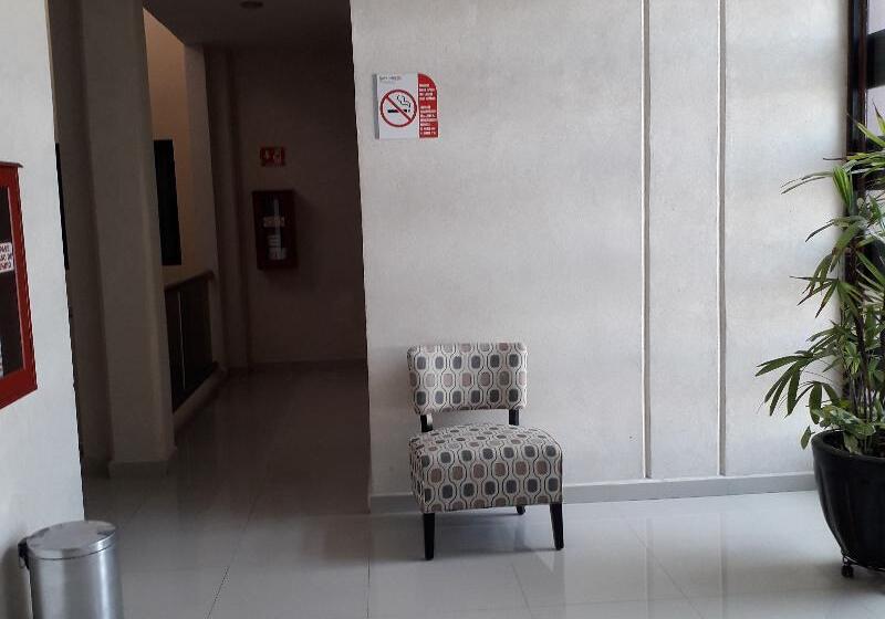 בית מלון כפרי Madrid