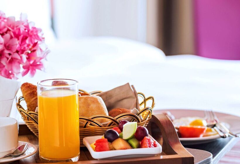 Park Inn By Radisson Hotel And Residence Duqm