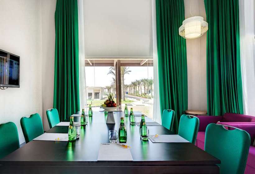 Park Inn By Radisson Hotel And Residence Duqm