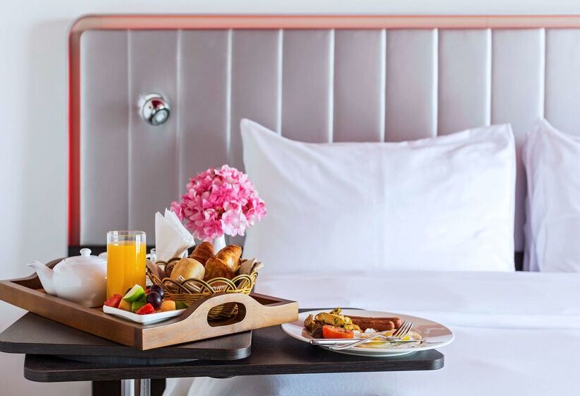 Park Inn By Radisson Hotel And Residence Duqm