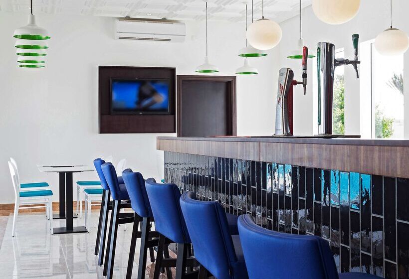 Park Inn By Radisson Hotel And Residence Duqm