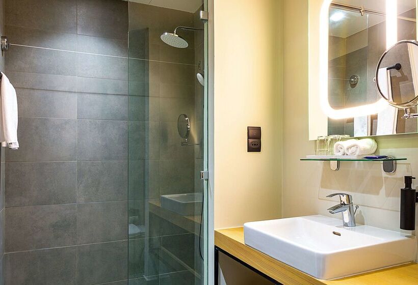 Park Inn By Radisson Hotel And Residence Duqm