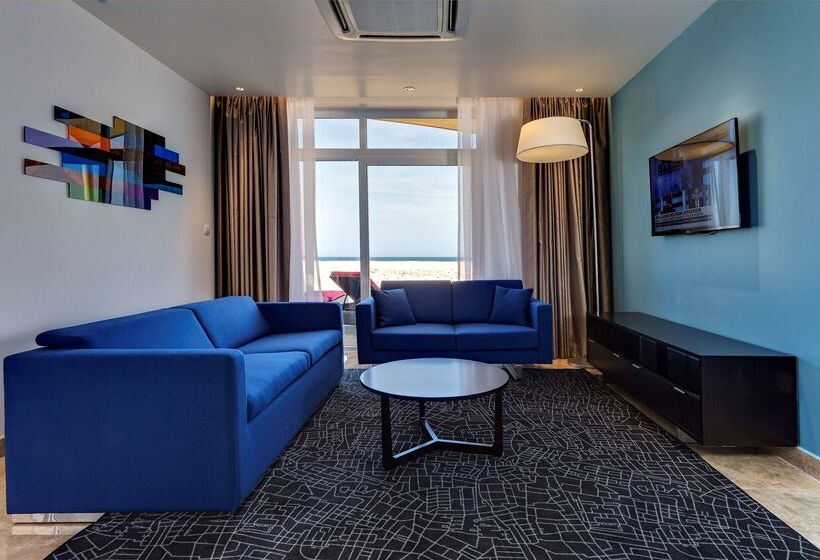 Park Inn By Radisson Hotel And Residence Duqm